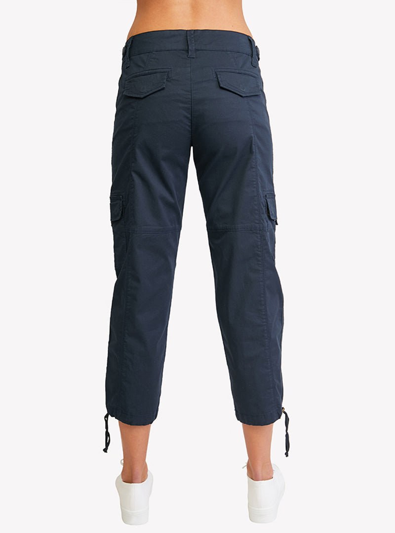 LOT- Cropped Pants