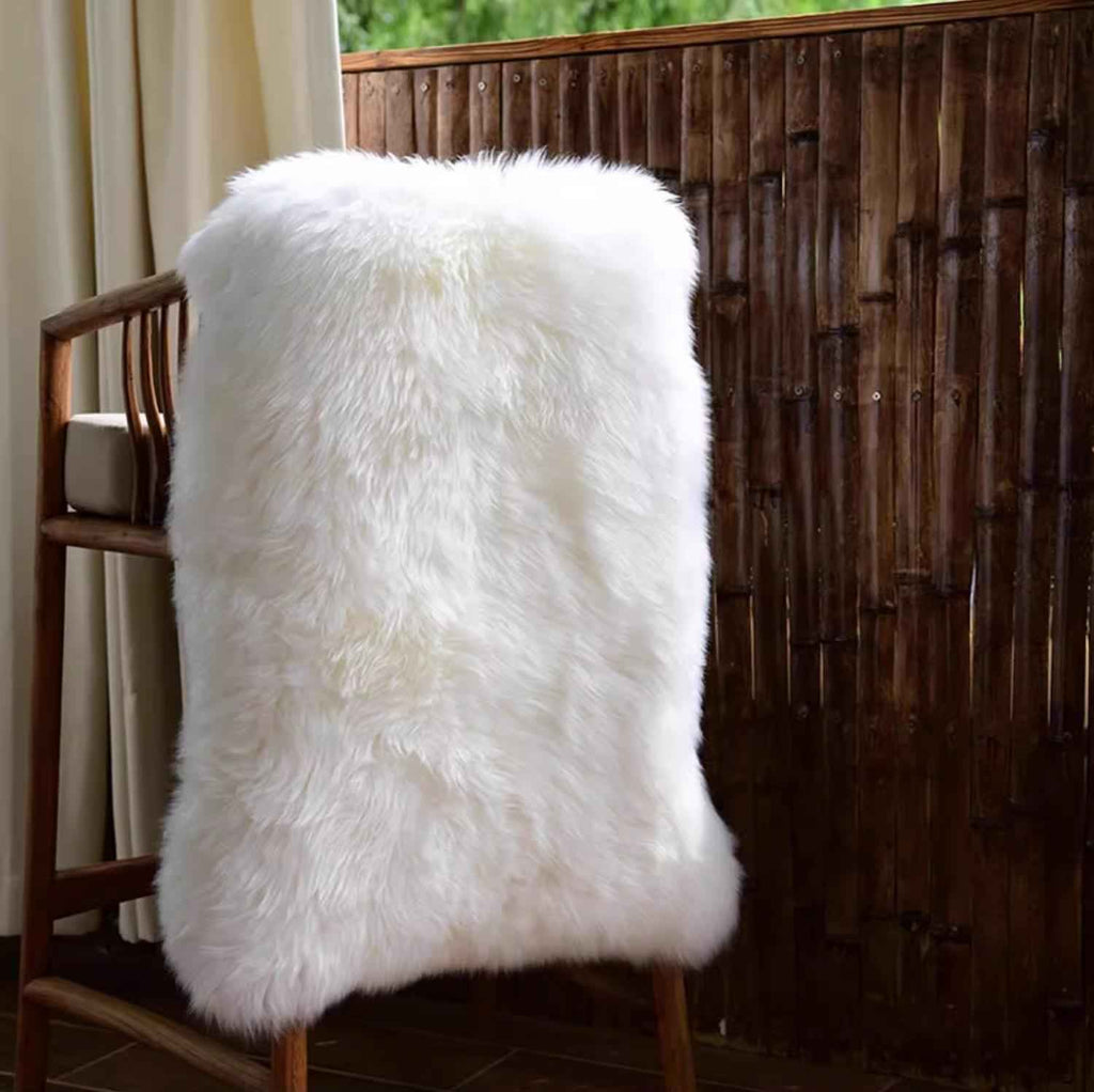 Natural New Zealand Sheepskin Rug 2x3 | Single Pelt | Ultra-Soft Thick Wool | Undyed & Formaldehyde-Free | Nursery-Safe